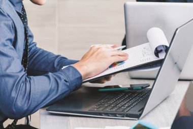 İş kurumsal adamları office.business planlama toplantısı