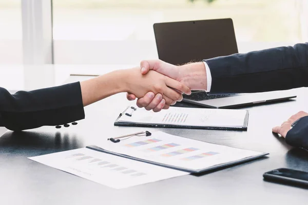 Handshake Obchodních Partnerů Partnerství Obchodní Koncept — Stock fotografie
