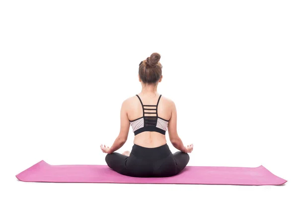 Mujer Practicando Yoga Aislada Sobre Fondo Blanco — Foto de Stock