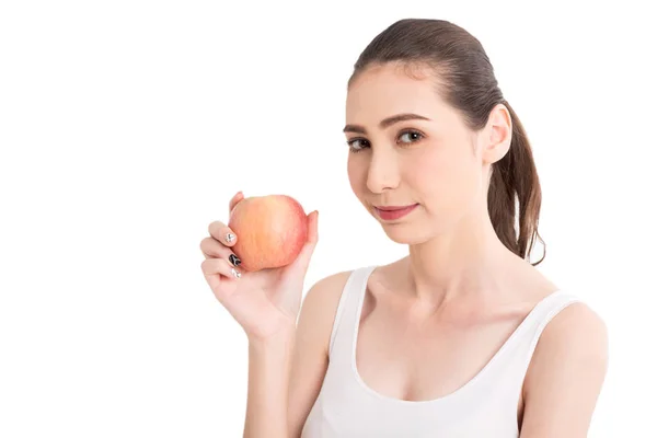 Жінки Їдять Свіже Яблуко Ізольовано Білому — стокове фото