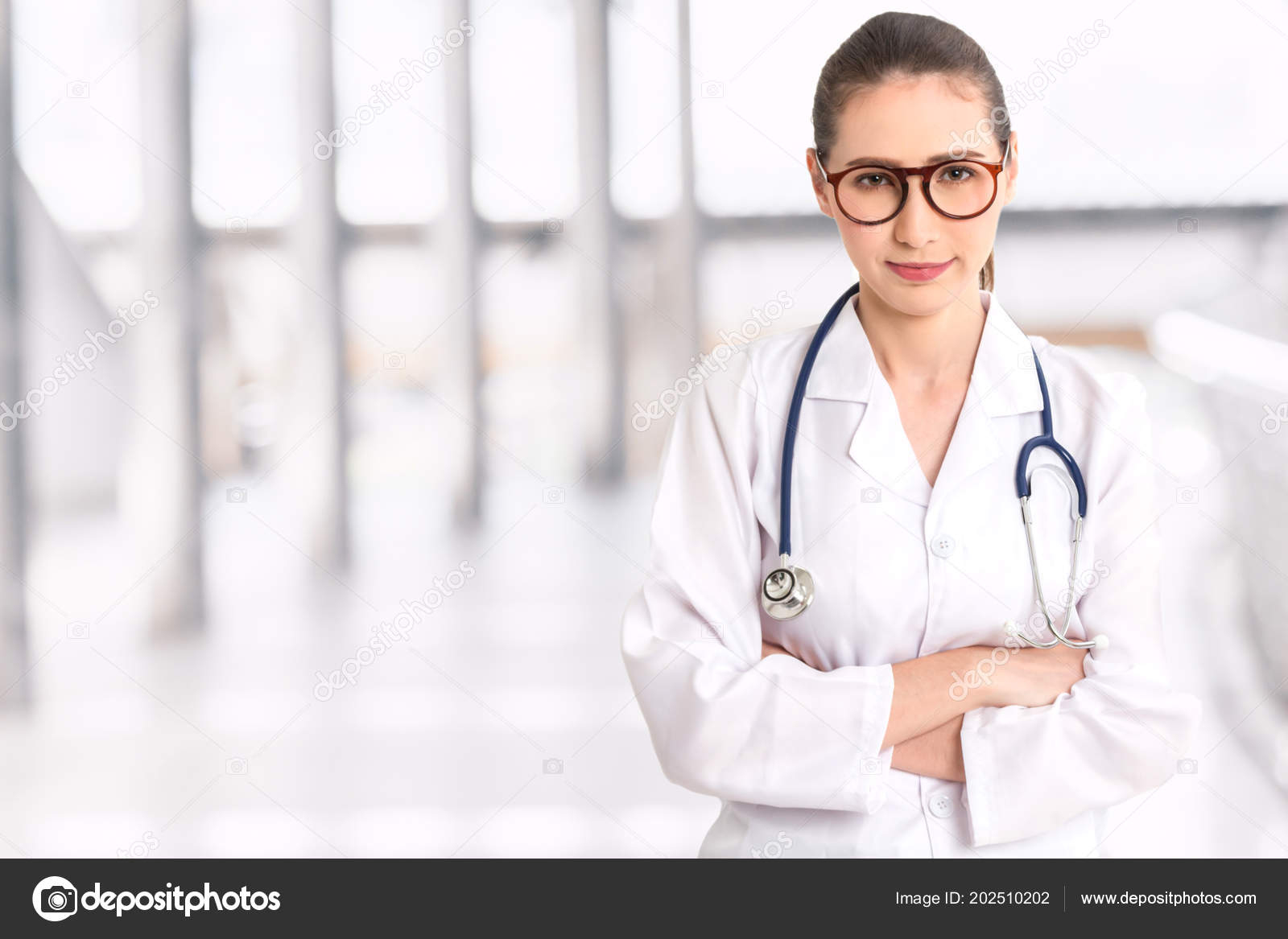 Portrait Medical Female Doctor Hospital Background Stock Photo by  ©assumption111 202510202