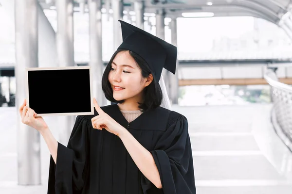 Woman Students Successful Graduation Holding Empty Blank Board — Stock Photo, Image