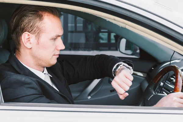 Businessman Looking His Watch Car — Stock Photo, Image