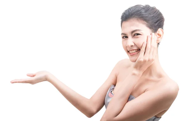 Schöne Junge Frau Zeigt Offene Handfläche Präsentiert Mit Kopierraum Für — Stockfoto