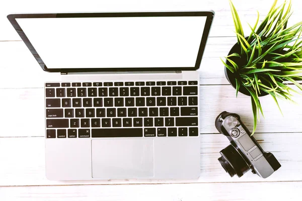 Top View Laptop Computer Blank Screens White Office Wooden Desk — Stock Photo, Image