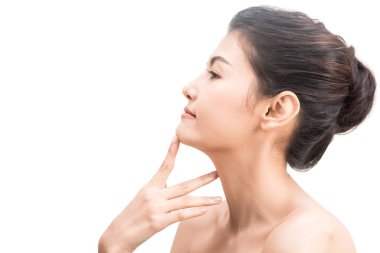 Beyaz arka plan üzerinde izole güzel kadın güzellik sağlık care.beauty ve spa.perfect taze bir cilt