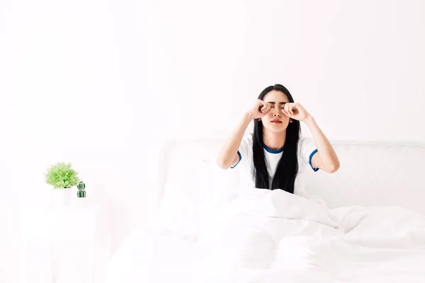 Woman Stretching Happy Relaxed Wake Morning Home — Stock Photo, Image