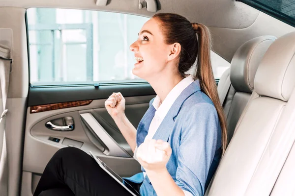 Businesswoman Back Seat Luxury Car — Stock Photo, Image