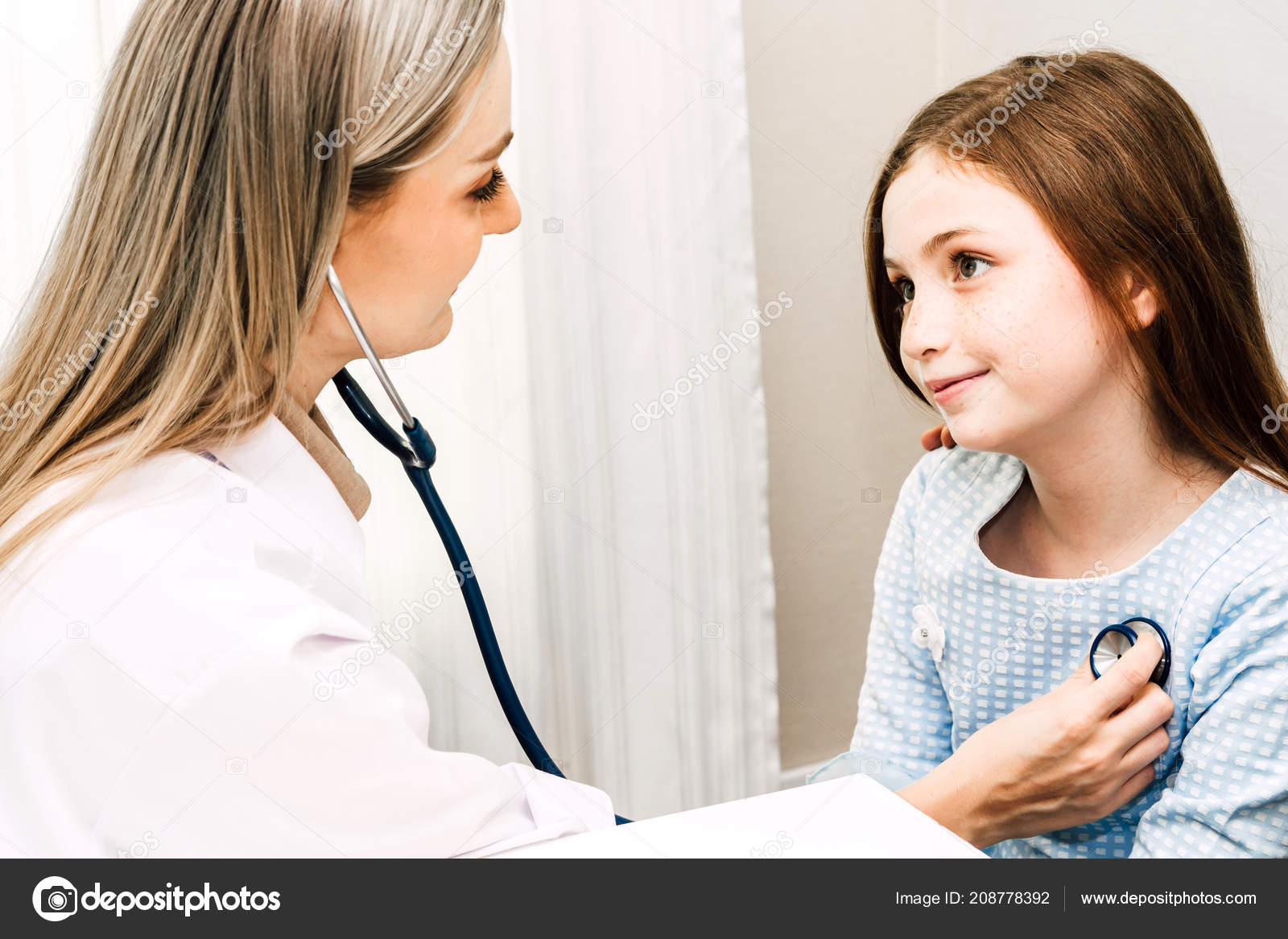 Doctor Examining Little Girl Stethoscope Hospital Healthcare Medicine Stock  Photo by ©assumption111 208778392