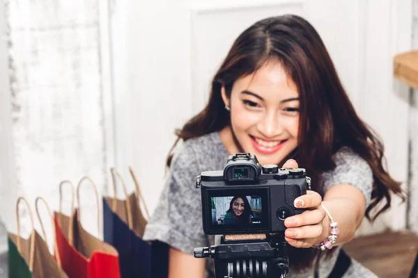 Asia Woman Blogger Front Camera Recording Herself Social Media Concept — Stock Photo, Image