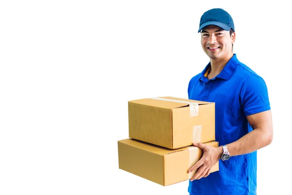 Deliveryman che tiene scatola di cartone isolata su sfondo bianco — Foto Stock