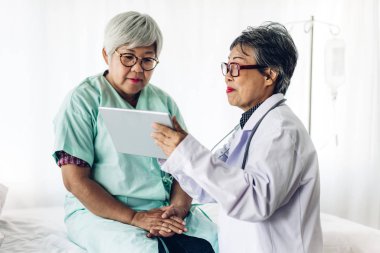 Doktor danışmanlık ve tablet bilgisayar wi bilgi kontrol