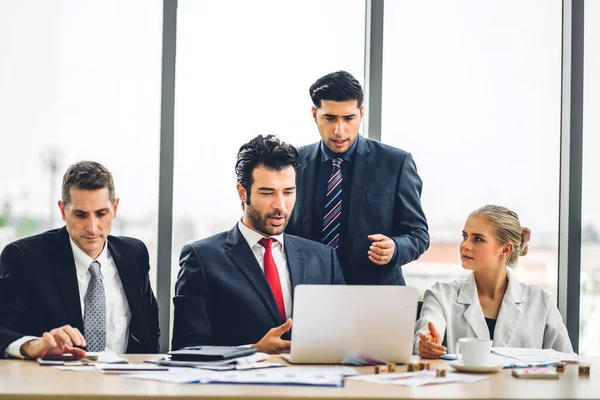 Grupo Reunião Negócios Profissional Discutir Estratégia Com Novo Projeto Inicialização — Fotografia de Stock