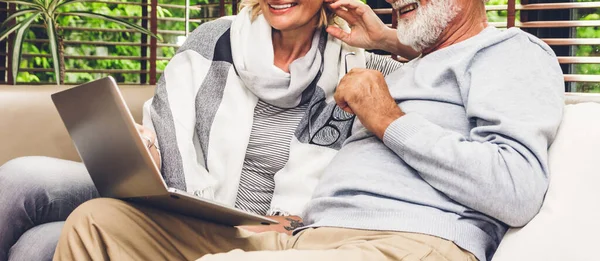 Idős Pár Család Amelynek Ideje Használja Laptop Együtt Boldog Idős — Stock Fotó