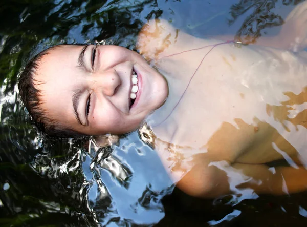 Epifania Immersione Nell Acqua Bambino Felice — Foto Stock