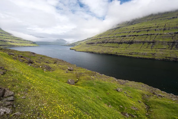 Paisaje Funningsfjordur Isla Eysturoy Las Islas Feroe —  Fotos de Stock