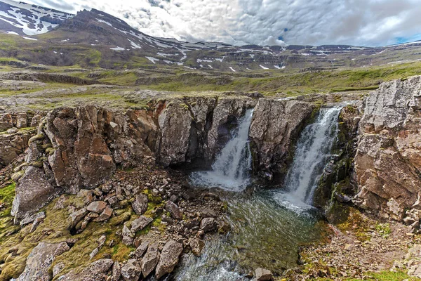 Cachoeira Paisagem Montanhosa Município Fjardabyggd Leste Islândia Caminho Mjoifjordur — Fotografia de Stock