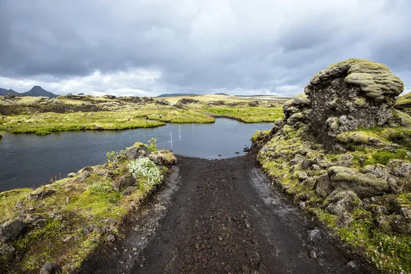 Lakagigavegur strada F207 attraversando il guado sulla strada per Lakagiga — Foto Stock