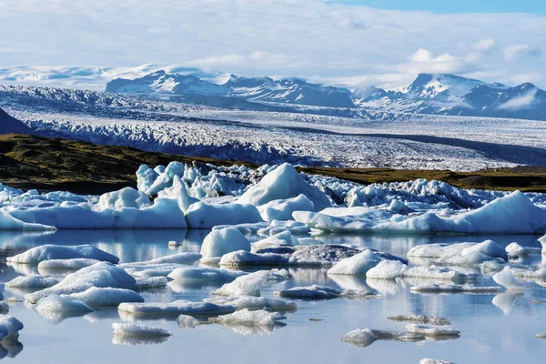 Paisaje del glassier Vatnajokull visto desde el glaciar Fjallsarlon —  Fotos de Stock