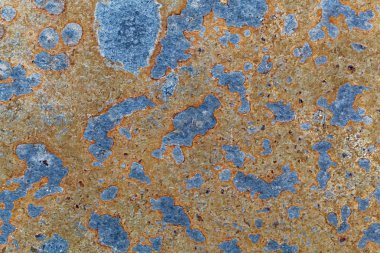 Demir mineralli siyah bir şist yüzeyinin makro fotoğrafı. 