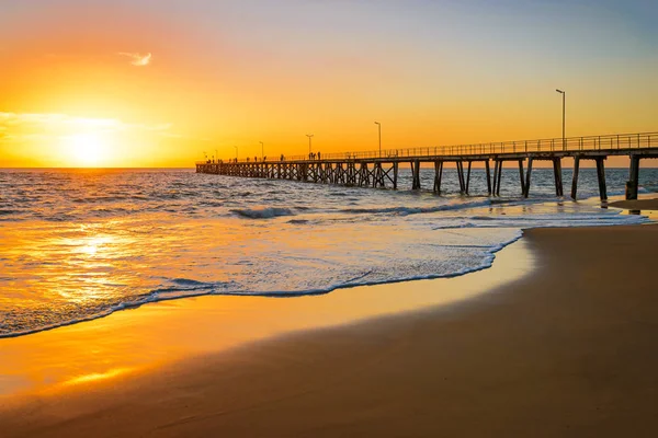 Porto Noarlunga pontile al tramonto — Foto Stock