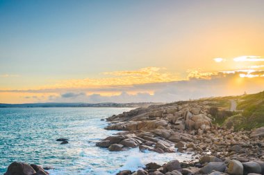 Port Elliot, Fleurieu Yarımadası, Güney Avustralya 'da güzel bir gün batımı