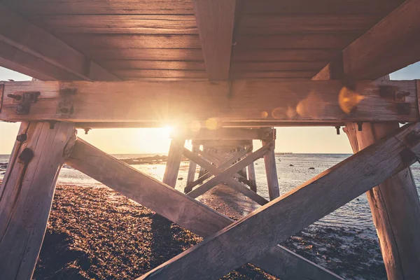 Zonsondergang Uitzicht Met Lens Fakkels Van Onder Moonta Bay Steiger — Stockfoto