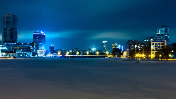 Uit Focus Winter Night Ekaterinburg Ural Rusland — Stockfoto