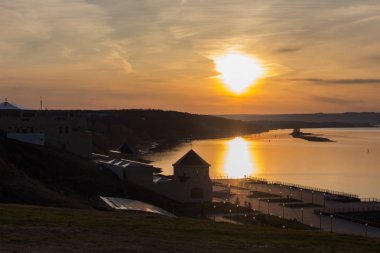 Bolgar tarihi ve Arkeoloji kompleksi Nehri üzerinde günbatımı, Rusya.