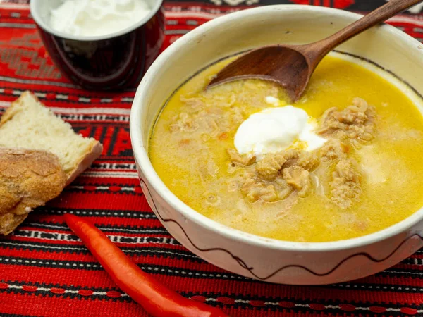 Tradicional Romeno Prato Tripe Sopa Conhecida Como Ciorba Burta Servido — Fotografia de Stock