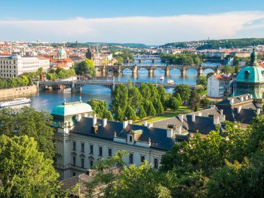 Prag, Vltava ve Charles Bridge 'e bak. 