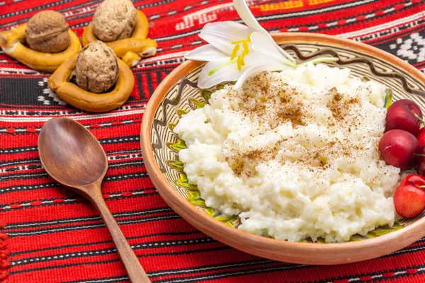 Budín Arroz Plato Rumano Pentecostés Por General Sirve Tazón Barro — Foto de Stock