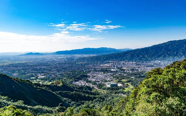 Vista alta desde las montañas de la ciudad de Ibague B —  Fotos de Stock