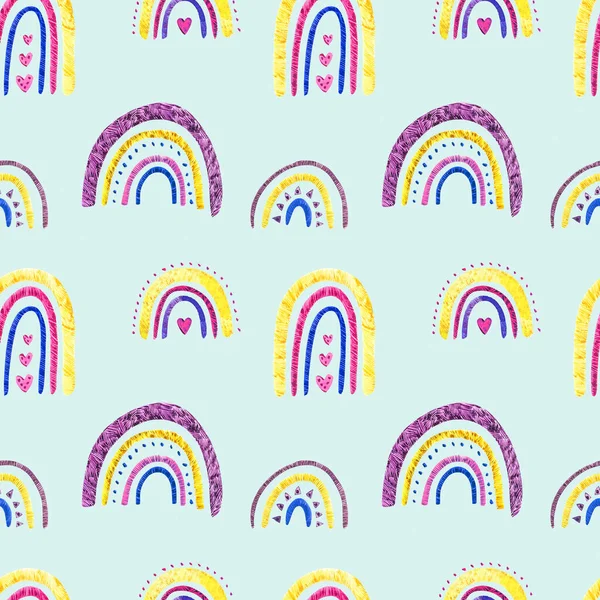 レインボー・クリッパート。かわいい虹色の水彩画。白い背景に隔離されている。かわいい魔法の虹、スキャンディ保育園、楽しいピンク。シームレスなパターン. — ストック写真