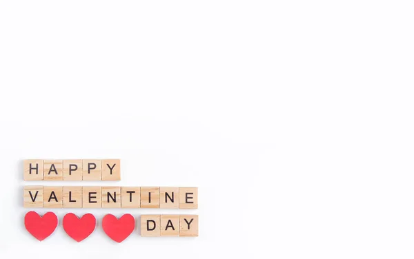 Alphabet Buchstabe Holzblöcke Fliesen Valentinstag Auf Weißem Hintergrund Valentinskonzept Kopierraum — Stockfoto