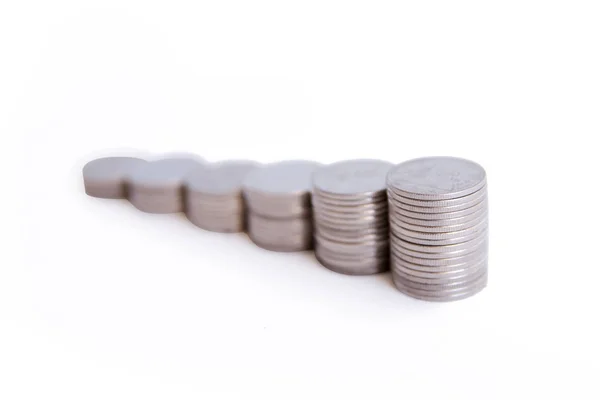 Stříbrná Mince Zásobníku Izolovaných Bílém Pozadí Ořezovou Cestou — Stock fotografie