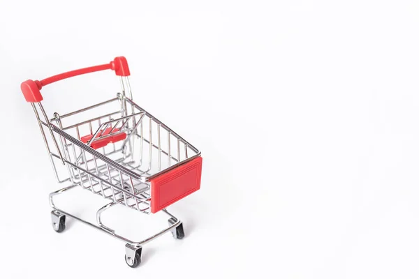 Carrito Compras Rojo Carrito Supermercado Sobre Fondo Blanco Con Espacio — Foto de Stock