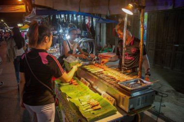 Nakhon Phanom, Tayland - Eki 19, 2018 : tüccar satmak Isan Saus