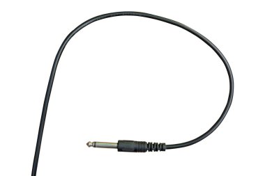 gitar izole beyaz zemin üzerine siyah kablo ile radyo sinyalleriyle iletilen kriko 