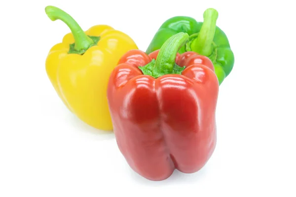 Gelb, rot, grün, Paprika oder Paprika oder Paprikaisol — Stockfoto