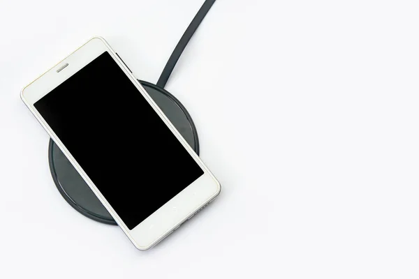 Smartphone Charging Wireless Charger White Background Black Screen Blank Screen — Stock Photo, Image