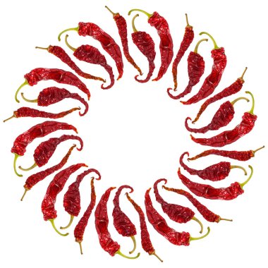 Chili biber beyaz arka plan üzerinde yuvarlak çerçeve