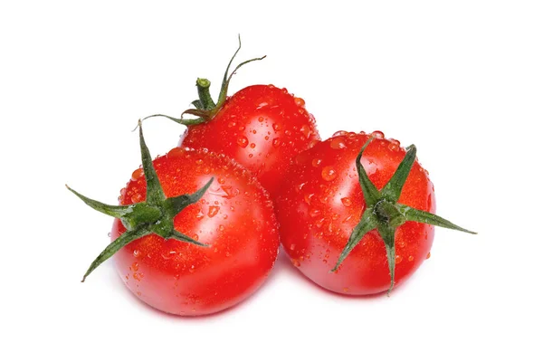 Ramo de tomate cereja isolado sobre fundo branco — Fotografia de Stock