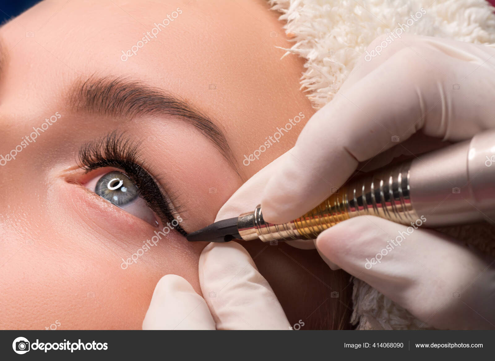 Tatuajes de gemas para hacer en casa, tatuajes para ojos y rostro,  pegatinas para maquillaje, pegatinas para sombras de ojos y cristales, image size:1600x1167