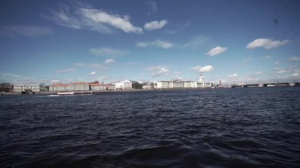 Saint-Petersburg city embankment — Stock Video