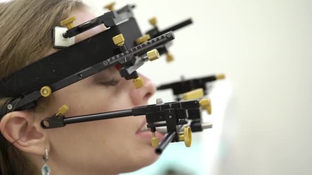 Patient woman at dentist — Stock Video