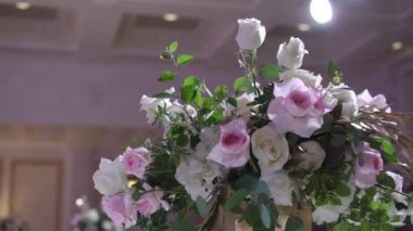 Olay çiçek kompozisyon