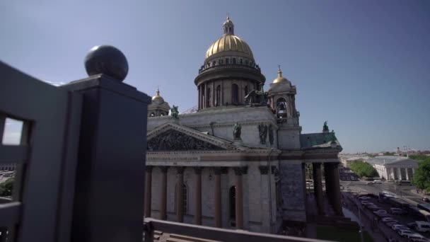 Isaacs kathedraal in Sint-Petersburg — Stockvideo