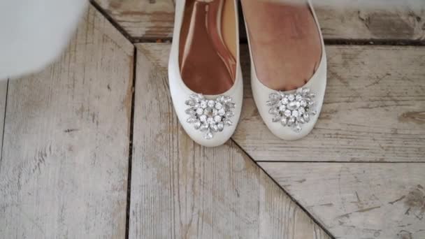 Sposa mettere le scarpe — Video Stock