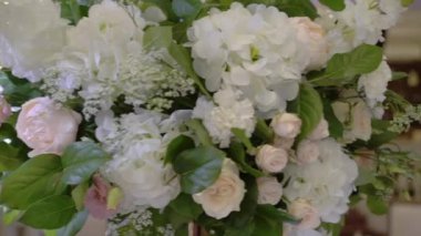 Masa dekorasyonu partide